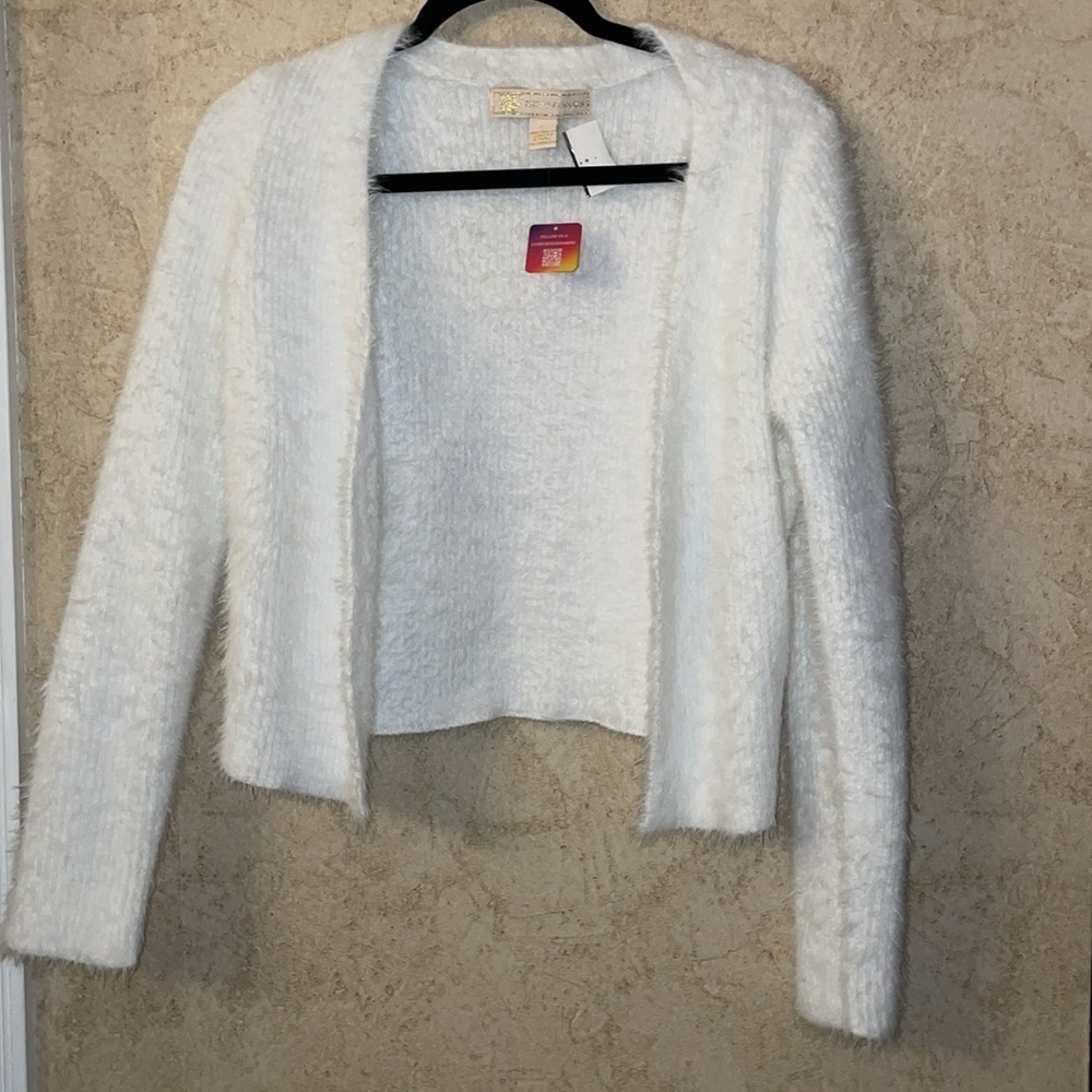 Rich & Famous White Fuzzy Cardigan Size Medium